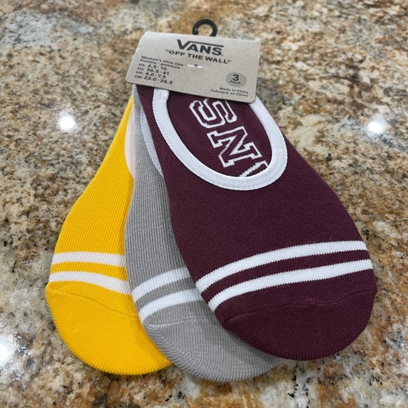 Vans Accessories - Vans new no show socks fits women size 6-10.  No price negotiations